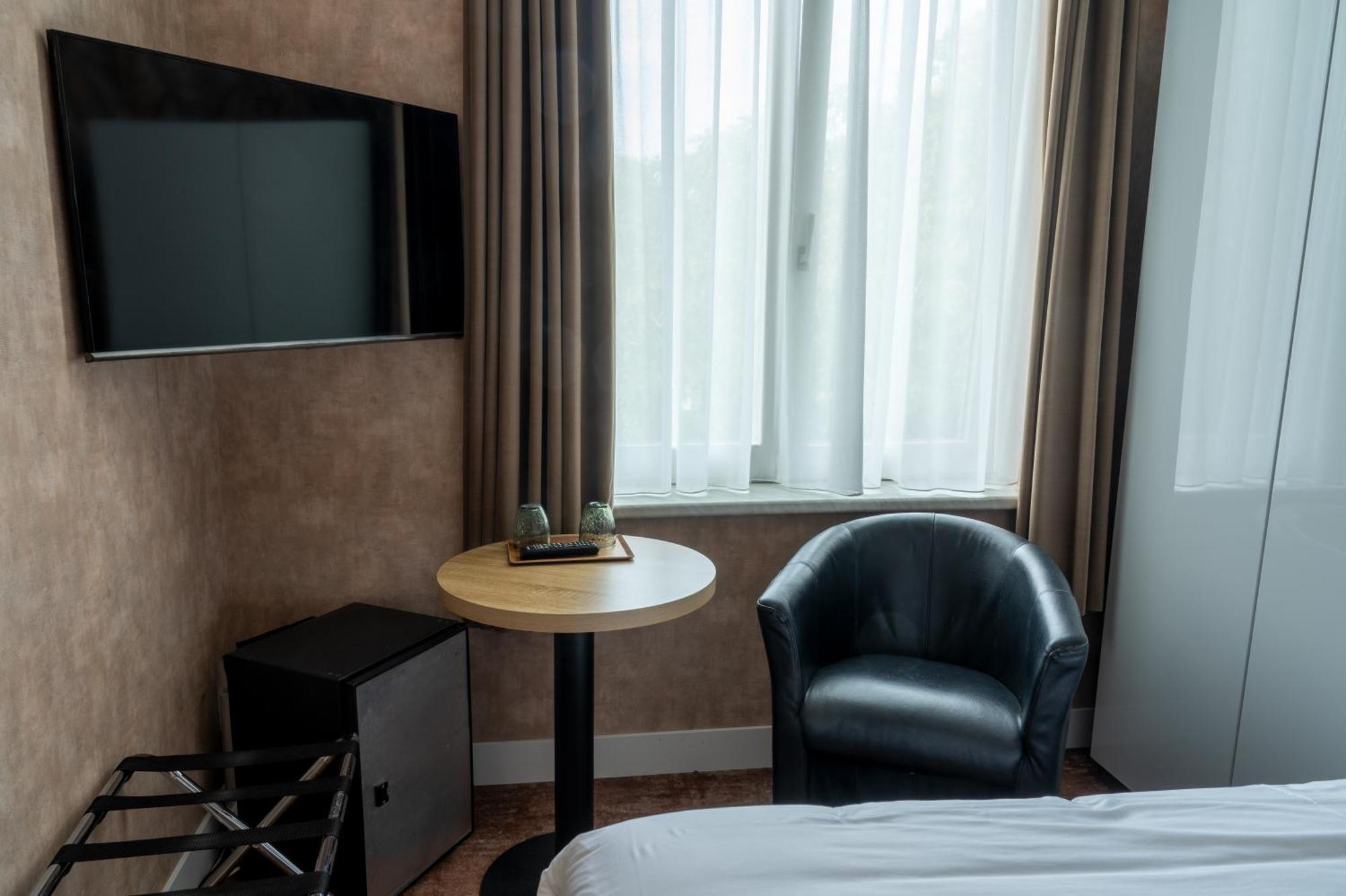 Hotel Canteklaar De Haan Esterno foto